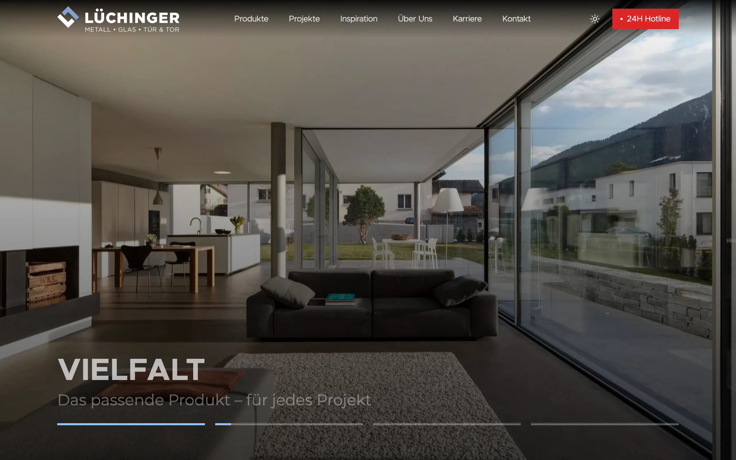 Lüchinger Metallbau — Startseite mit bildschirmfüllendem Hero und Produkt-Slider (Desktop)